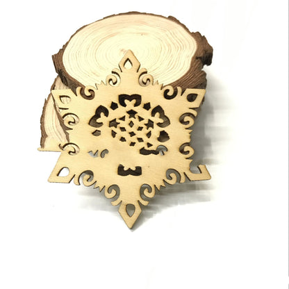 Decorative Wood Chip 80MM Christmas Snowflake